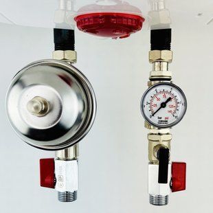 Група безпеки бойлера, водонагрівача MINI B6 Boiler Series 1/2", 8 бар з гідрокомпенсатором KV31027 фото
